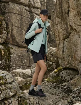 Bermuda de montaña de mujer - Mountain PRO - FashionsVida