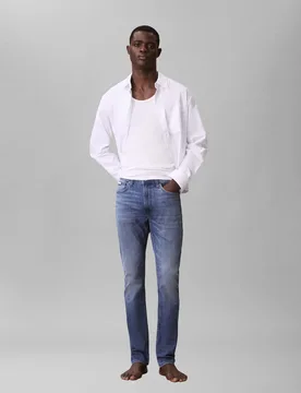 Jeans skinny lavaggio medio in denim elasticizzato - Calvin Klein - FashionsVida