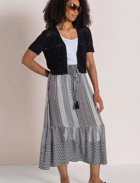 Women's Geometric Printed Midaxi Skirt in Black Size: 18 - Black - Size: 18 - Klass. - FashionsVida