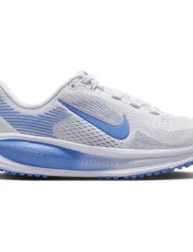 VOMERO 18 GS Junior Laufschuhe Kinder WHITE/ROYAL PULSE-FOOTBALL GREY 38,5 - Nike - FashionsVida