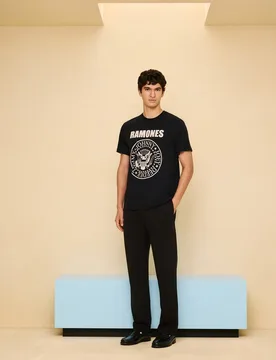 Camiseta de hombre de manga corta de Ramones - Easy Wear - FashionsVida