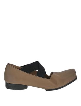Ballerine in con punta quadrata