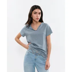 Camiseta de mujer con botones