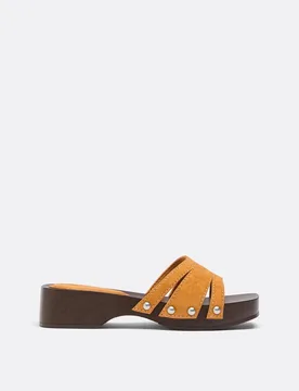 Flache Clogs aus Leder KOMBINIERT 35 - Stradivarius - FashionsVida