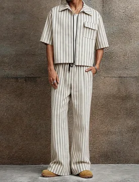 Conjunto de verano para hombre de 2 piezas, camisa de manga corta con cremallera y rayas de moda y pantalones casuales de cintura elástica, conjunto - Shein - FashionsVida