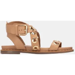 Sandalias de mujer realizadas en piel