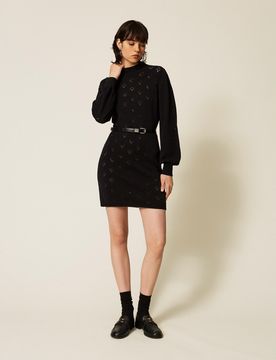 Robe courte en maille avec motif de caurs