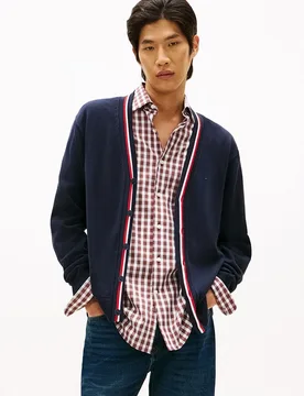 Cardigan de caballero liso con detalle corporativo - Tommy Hilfiger - FashionsVida