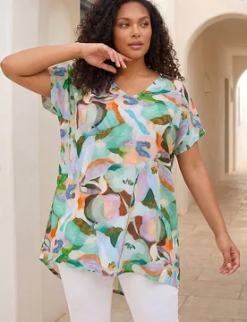 Women's Curve Abstract Print Top in Purple Size: 20 - Purple - Size: 20 - Roman - FashionsVida