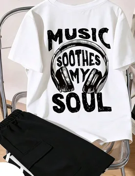 Conjunto de ropa de verano para adolescentes con auriculares de estilo musical y camiseta de cuello redondo con estampado de letras + pantalones cargo - Shein - FashionsVida