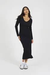 Women's V-Neck Fitted Long Sleeve Maxi Dress in Black Size: Medium - Black - Size: M