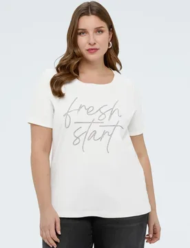 Camiseta de mujer con letras de strass lettering en el frente - Fiorella Rubino - FashionsVida