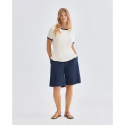 Camiseta de mujer de algodón con cuello redondo