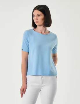 Maglia azzurra in misto viscosa a maniche corte con spacchetto sul fondo posteriore - Hlo! - FashionsVida
