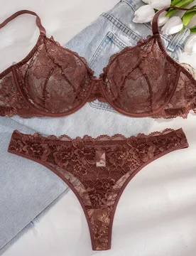 Set de Sujetador y Ropa Interior de Encaje con Aros de Talla Grande para Mujer, unicolor y Cómodo - Shein - FashionsVida