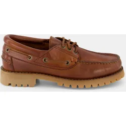 Náuticos de hombre en piel con cordones