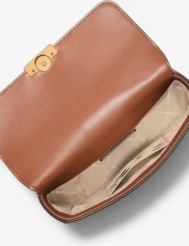 Bolso de hombro tribeca pequeña de ante con tachuelas - MICHAEL Michael Kors - FashionsVida