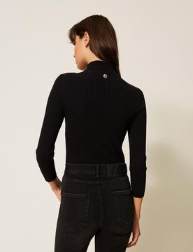 Pull col montant avec broche