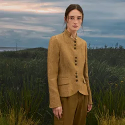 Chaqueta austríaca de lino de mujer