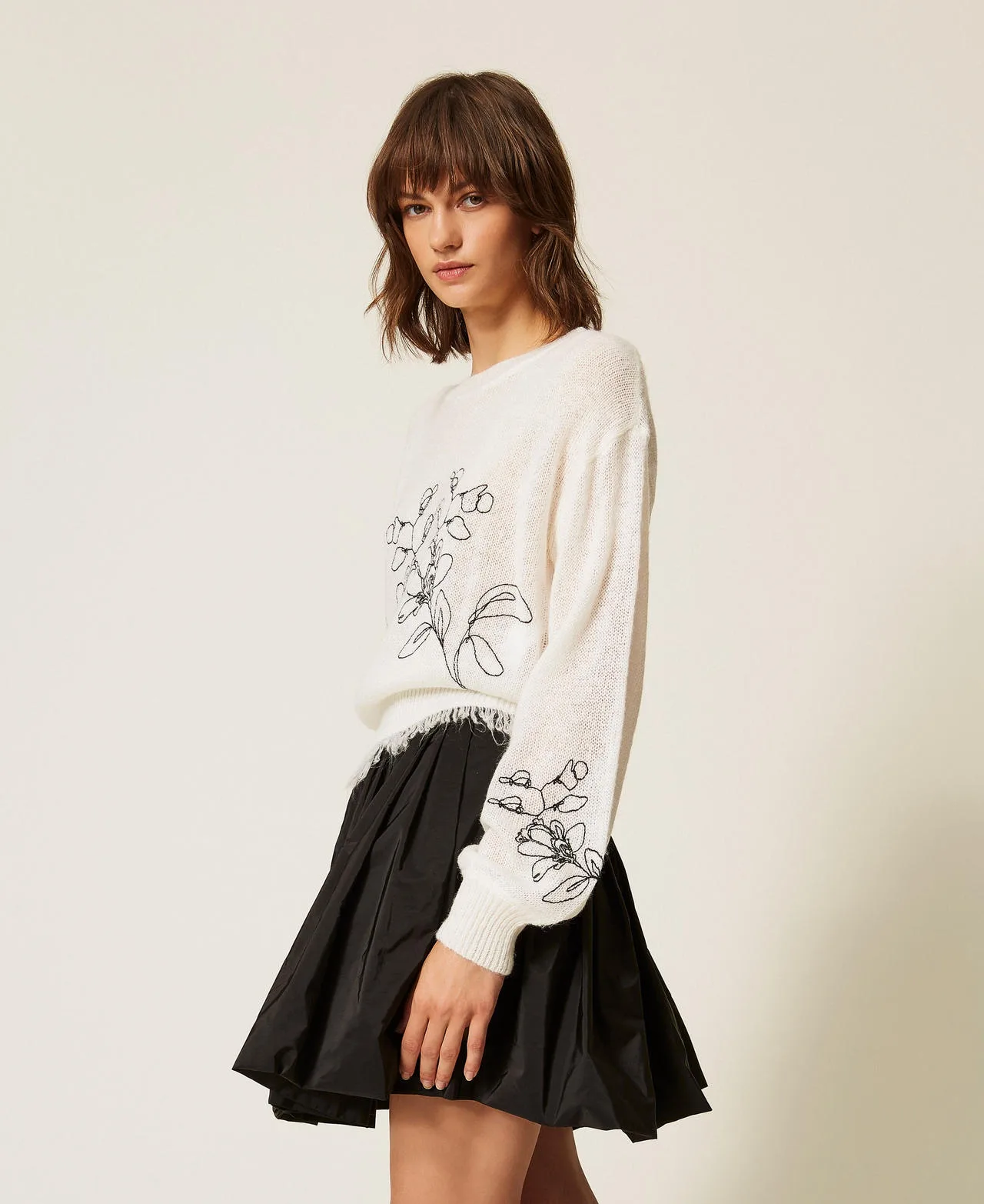 Pull avec broderie florale et franges - Actitude by Twinset - FashionsVida
