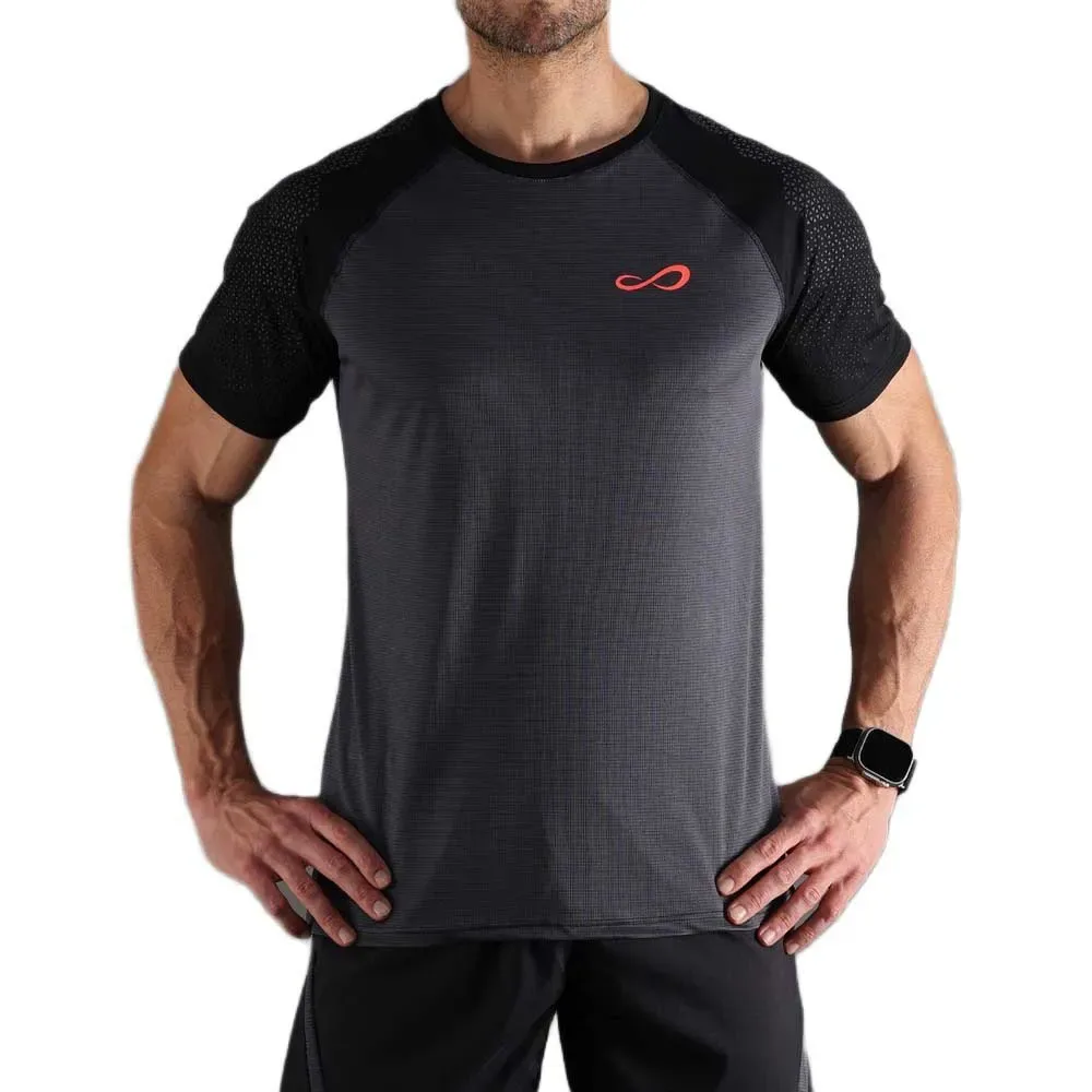 Feisty Hexagon Short Sleeve T-shirt Titanium Black S - Endless - FashionsVida