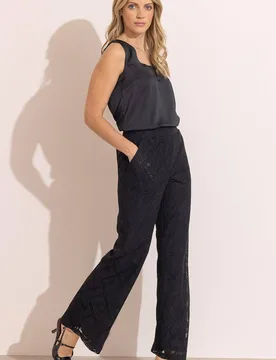 Women's Diamond Lace Pull On Trousers in Black Size: 14 - Black - Size: 14 - Klass. - FashionsVida