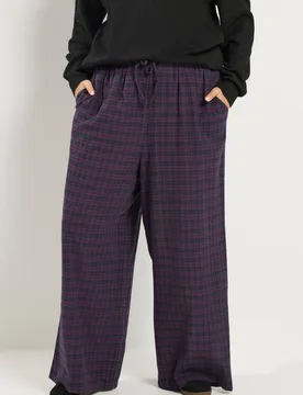 Women's Wide Leg Woven Trousers in Purple Size: 18R - Purple - Size: 18R - Yours - FashionsVida