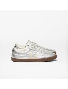 VEJA Panenka Leather