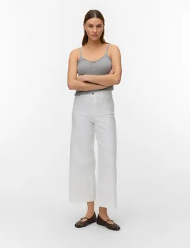 Vaquero cropped de mujer pernera ancha - Vero Moda - FashionsVida