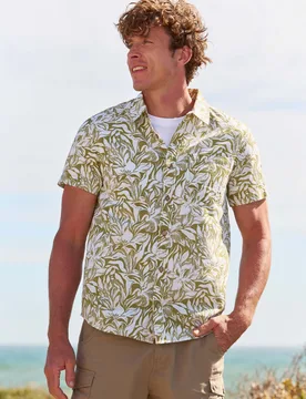 Tropical Printed Mens Short Sleeved Shirt - Green - Green - Size: S - Mountain Warehouse - FashionsVida