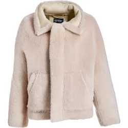 Chaqueta de piel de mujer de cordero con cuello camisero y bolsillos