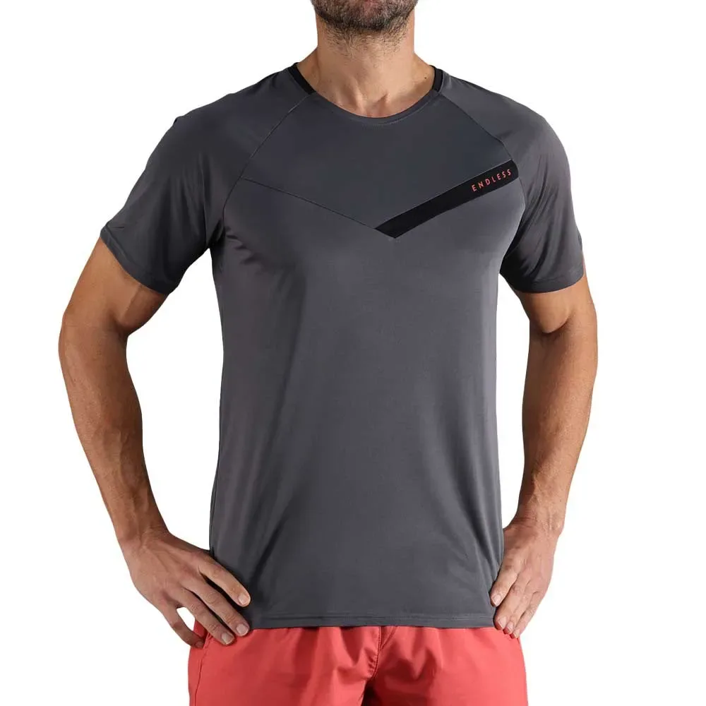 Tracer Short Sleeve T-shirt Titanium M - Endless - FashionsVida