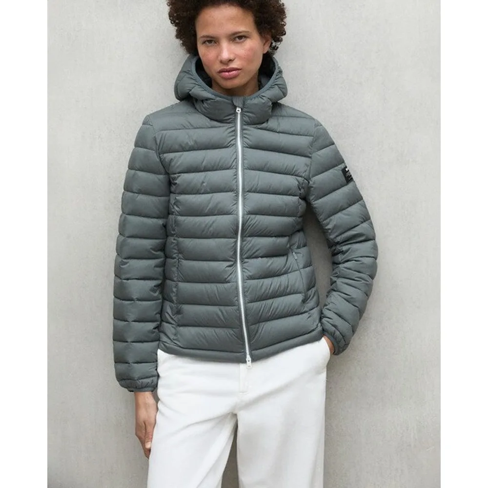 Chaqueta acolchada de mujer impermeable con capucha - Ecoalf - FashionsVida