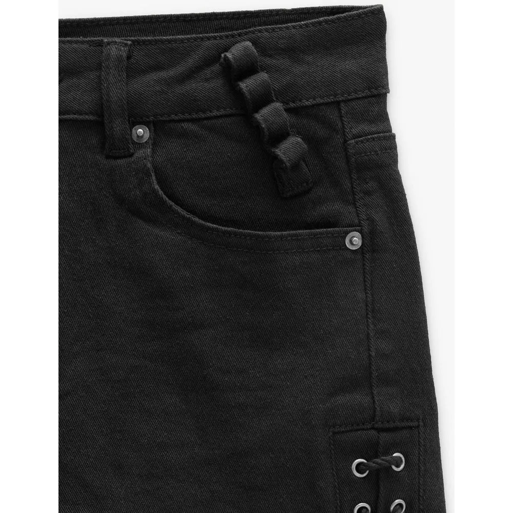 Short de mujer denim con abalorios y bajos deshilachados - Parfois - FashionsVida