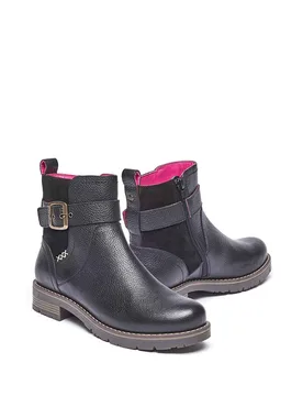 Women's 'Ria' Dual Fit Chelsea Boot in Black Size: 4 - Black - Size: 4 - Moshulu - FashionsVida