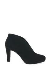 Women's 'Amien' Ankle Boots in Black Size: 7 - Black - Size: 7