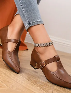Zapatos de tacón grueso con punta metálica en punta para mujer, estilo Mary Jane, para trabajo. Zapatos con correa en T, estilo colegial tipo ala, e - Shein - FashionsVida