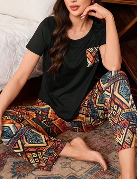 Conjunto de pijama holgado de mujer con estampado de estilo minimalista retro - Shein - FashionsVida