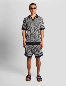 Men's Emblem Ribbed Knitted Shorts in Blue - Lyle & Scott - FashionsVida