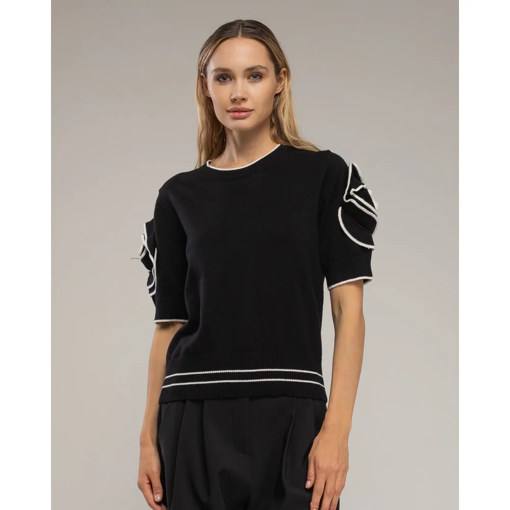Jersey de mujer ¡manga corta con flor en las mangas - Tantra - FashionsVida