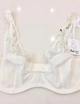 Aubade Ivory Leavers Lace Underwired Bra & Tanga Set - Other Designers - FashionsVida