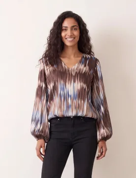 V Neck Metallic Bubble Hem Top - M/L / CHOCOLATE/BLUE - female - Blue Vanilla - FashionsVida