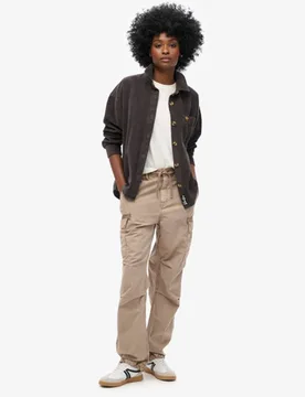 Superdry Damen Para Cargohose mit Niedriger Leibhöhe Beige - Größe: 26/30 - 89.99 - FashionsVida