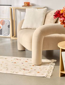 Tappeto con motivo floreale e frange - multicolor