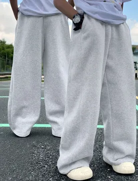 Pieza Pantalón de chándal de punto de pierna recta y corte holgado para niños, pantalones largos gruesos y cálidos para primavera, otoño e invier - Shein - FashionsVida