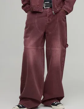 Herren Tall Overdye Western-Applikation Weite Jeans Hosen Burgundy Größe 36 - boohooMAN - FashionsVida
