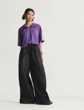 Pantaloni Trackpants in Denim 46 True Black Denim - Adidas - FashionsVida