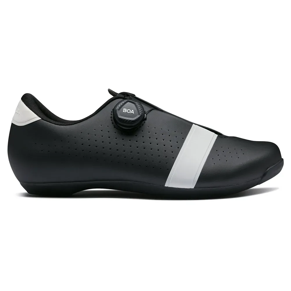 Scarpe Da Strada Black / White - Rapha - FashionsVida