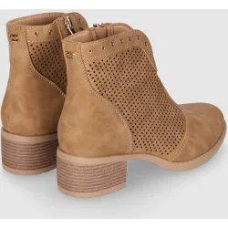 Botines básicos de mujer de tacón bajo con diseño microperforado y detalles metálicos decorativos