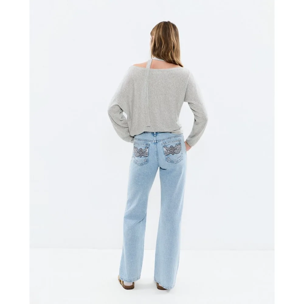 Vaquero recto de mujer con bolsillos bordados - Brownie - FashionsVida